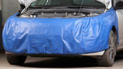 Защитный фартук для ремонта автомобиля